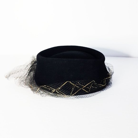 1960s Black Wool Veiled Half Hat, Mid-Century Black Louise Salvail Wool Hat - Picture 9 of 10